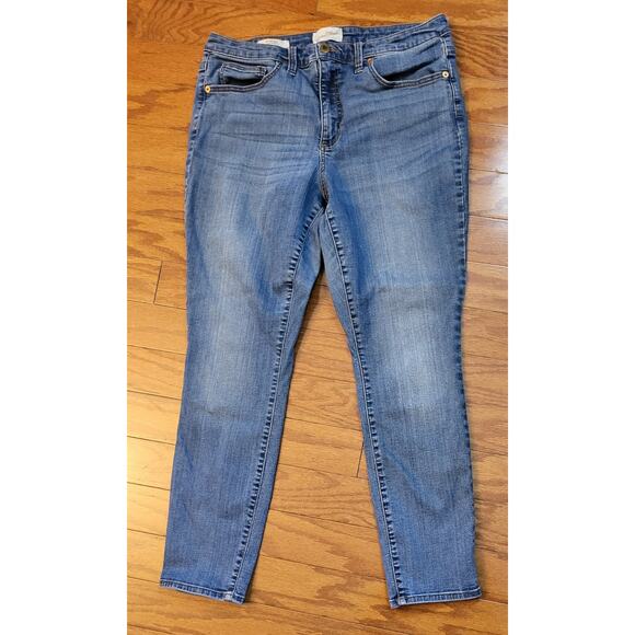 Universal Thread High Rise Skinny Women's size 14 Blue Denim Ankle Jeans - Picture 1 of 9